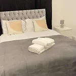 Large 2 Quarto em Acomodações Particulares Bristol